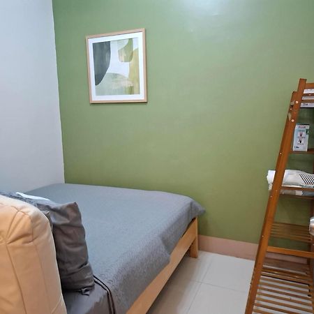 Shore 1 & 3 Residences Moa 1Br With Balcony By Darpm Manila Esterno foto