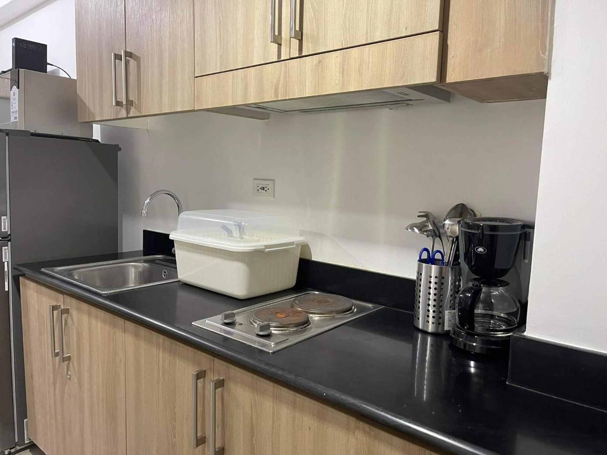 Shore 1 & 3 Residences Moa 1Br With Balcony By Darpm Manila Esterno foto