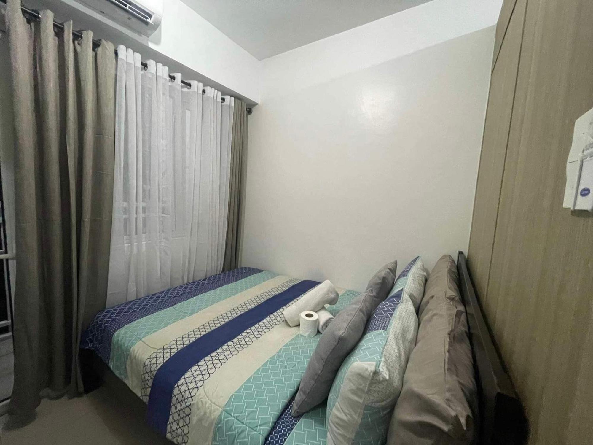 Shore 1 & 3 Residences Moa 1Br With Balcony By Darpm Manila Esterno foto