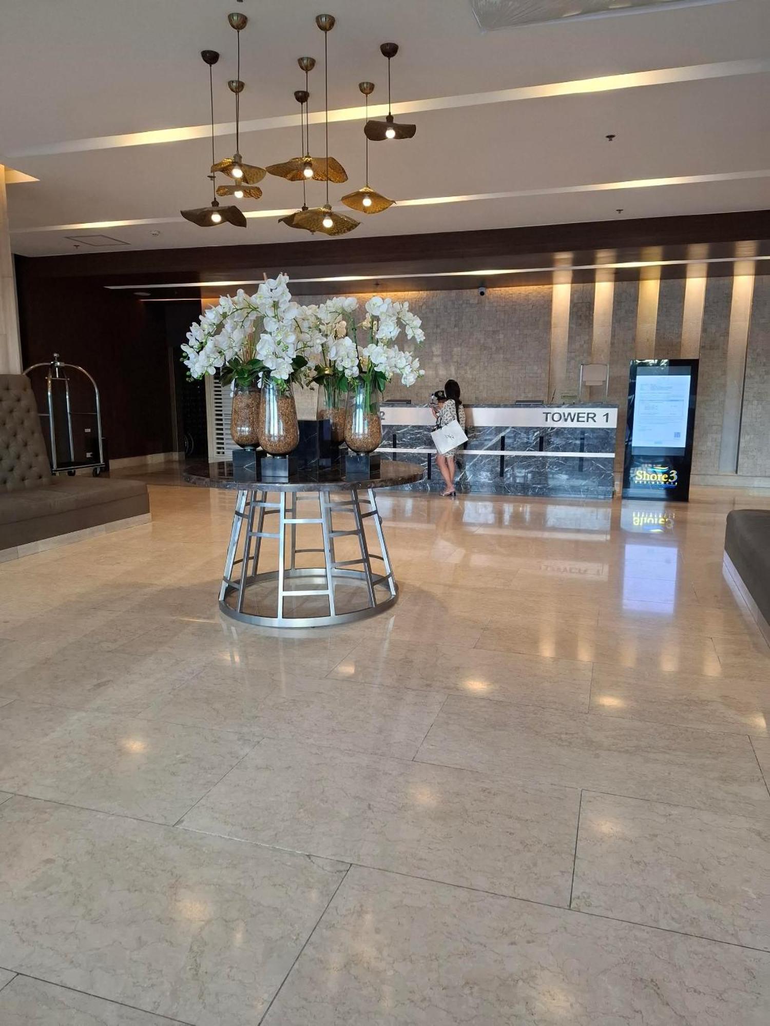 Shore 1 & 3 Residences Moa 1Br With Balcony By Darpm Manila Esterno foto